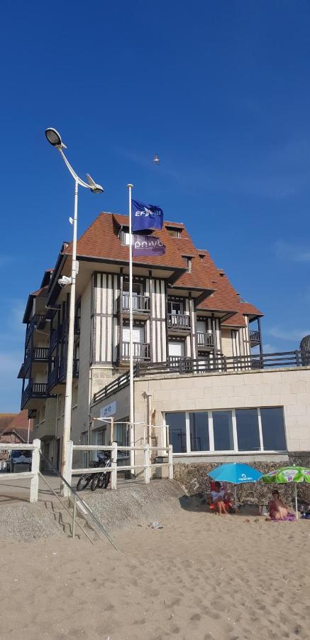 Апартаменты Le Yacht Club1 Блонвиль-сюр-Мер Экстерьер фото